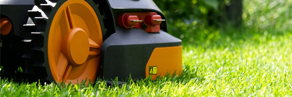 robotic-lawnmower-g9310bff1b_1920